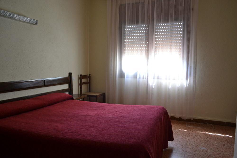 Hostal L'Esplai Viladamat Zewnętrze zdjęcie
