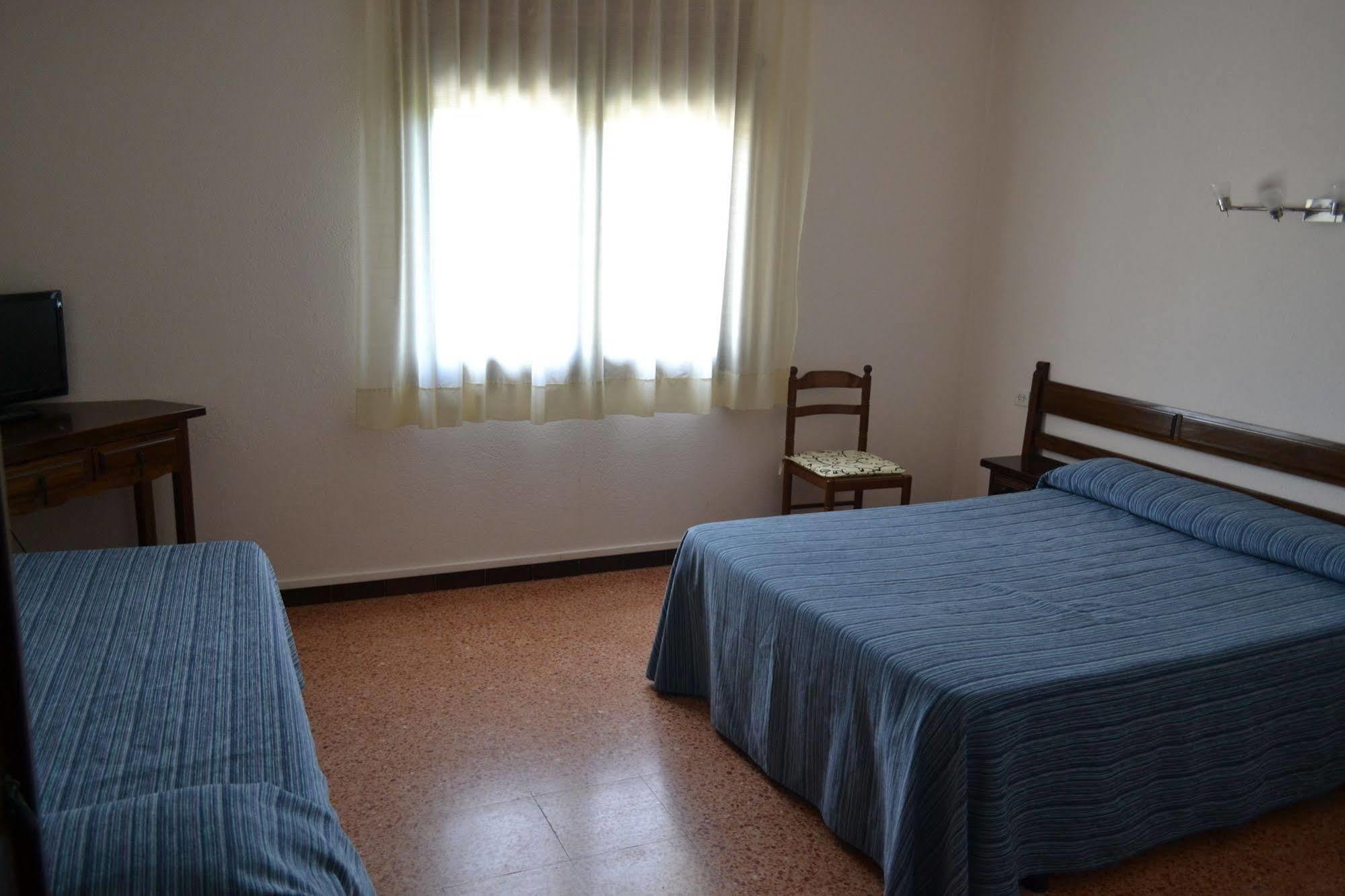 Hostal L'Esplai Viladamat Zewnętrze zdjęcie
