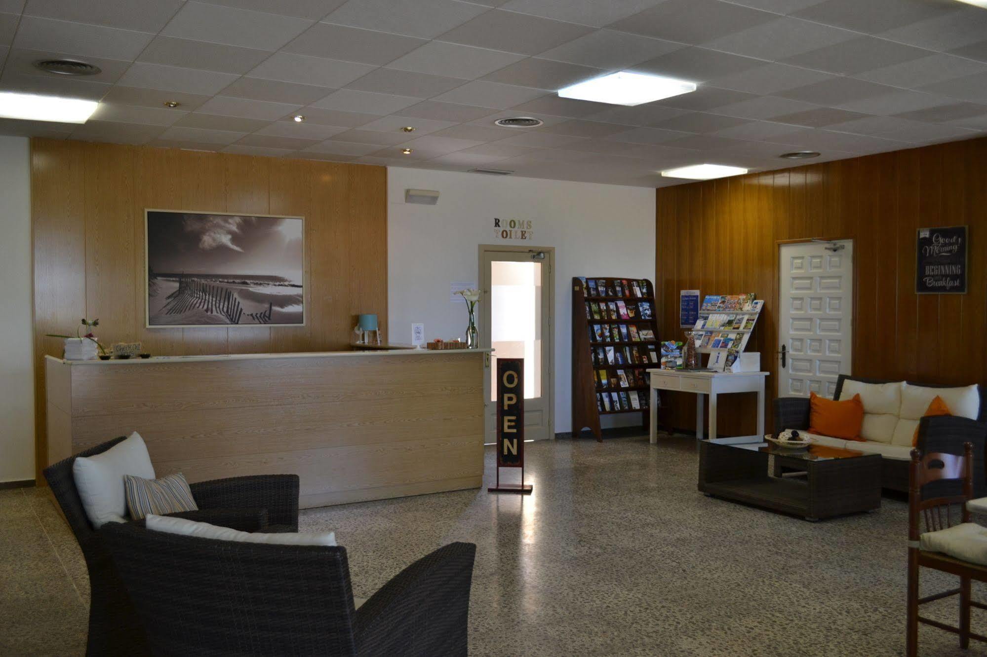 Hostal L'Esplai Viladamat Zewnętrze zdjęcie
